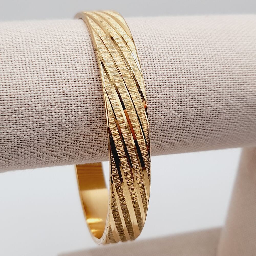 Vintage MONET Gold Tone Bangle Bracelet 1960s Textured Pattern 7 3/4 Inches